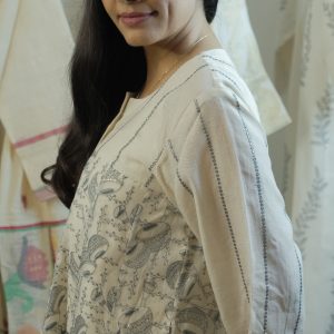 Elegant Off-White Mul Chanderi Kali Kurta with Grey Threadwork – 3 Piece Ensemble (Inner Top - Pants)