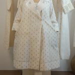 Mul Chanderi Off white kurta with grey embroidery along with Mul Chanderi inner and pants ( 3 Piece set)